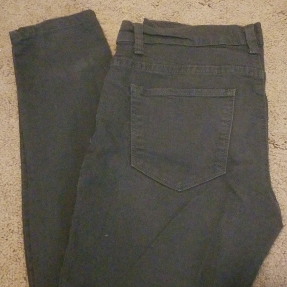 Size 29 Dark Grey Denim Pants - Picture 1 of 2